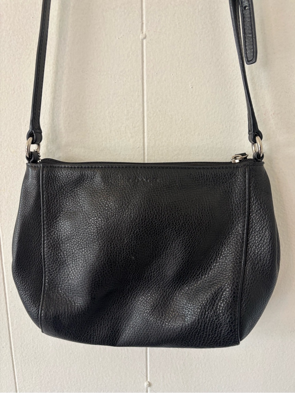 COACH Park Swingpack Purse Black Pebbled Leather Crossbody Turn Lock Zip y2k - Picture 4 of 10